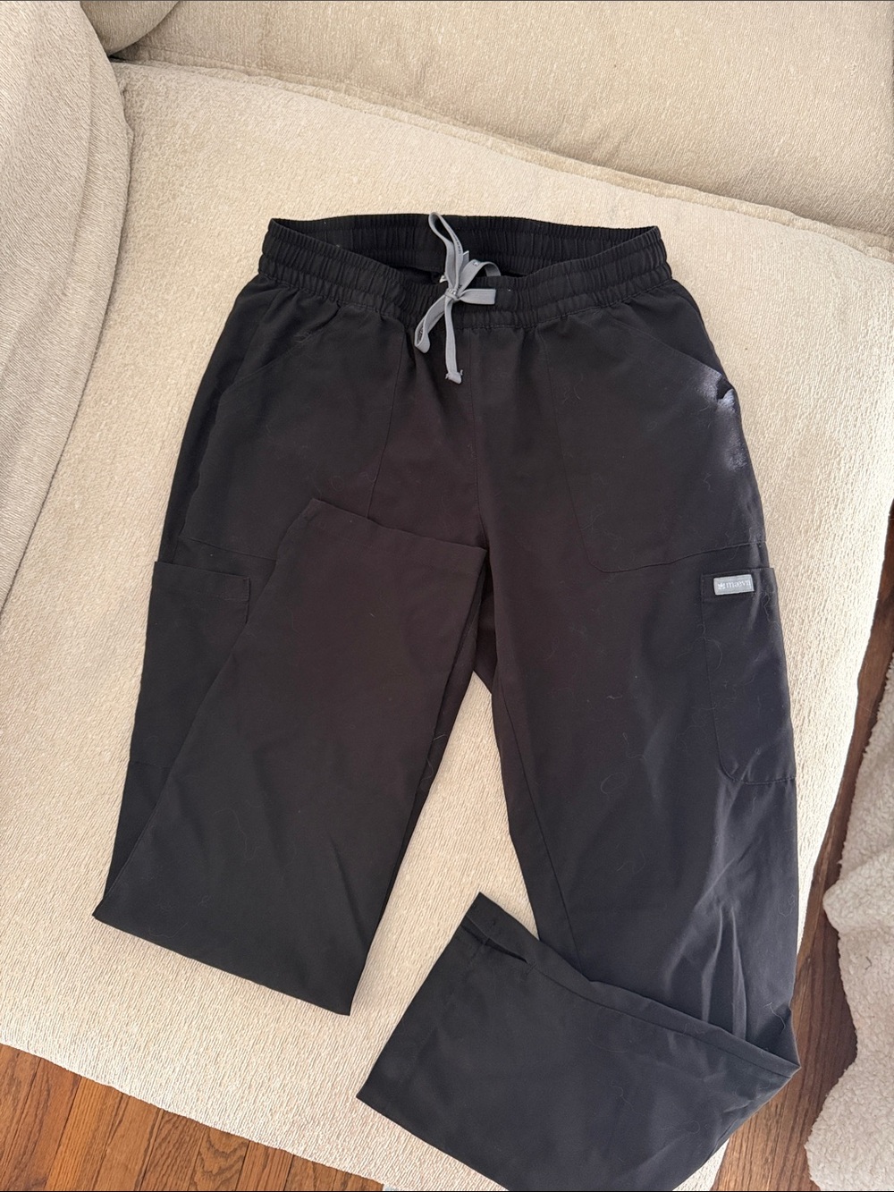 Maevn Black Scrub Straight leg Pants with Gray Drawstring